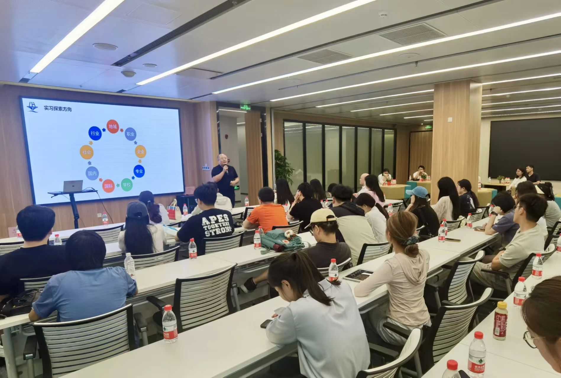 1723429021429018952.png image.png